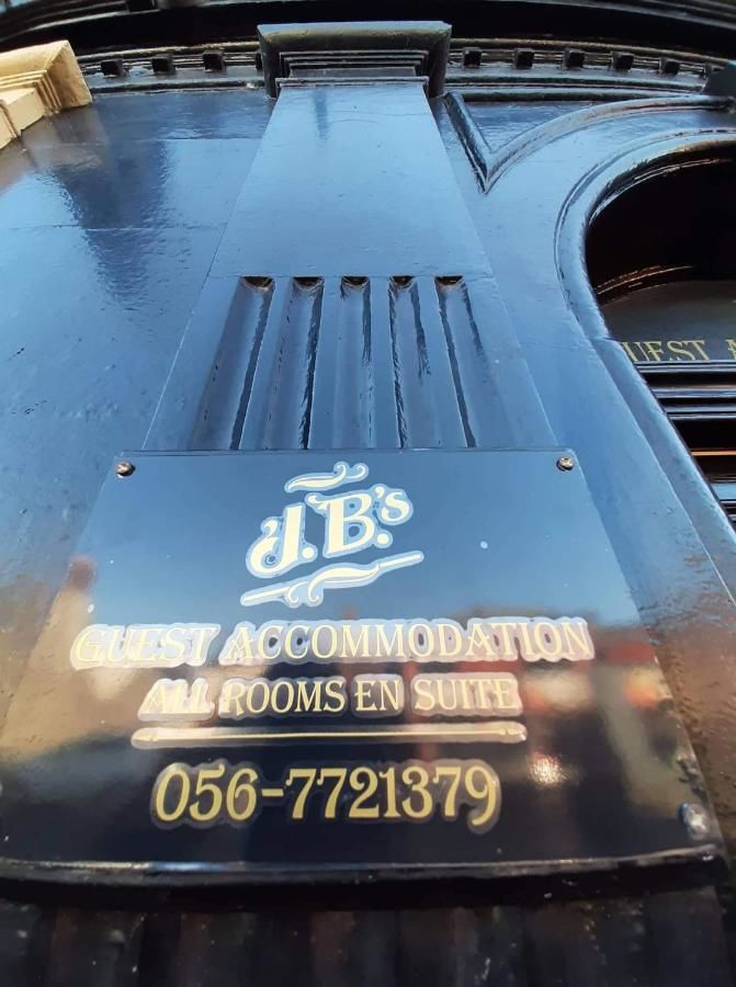 Гостевой дом JBs Bar & Guest Accommodation Килкенни-40